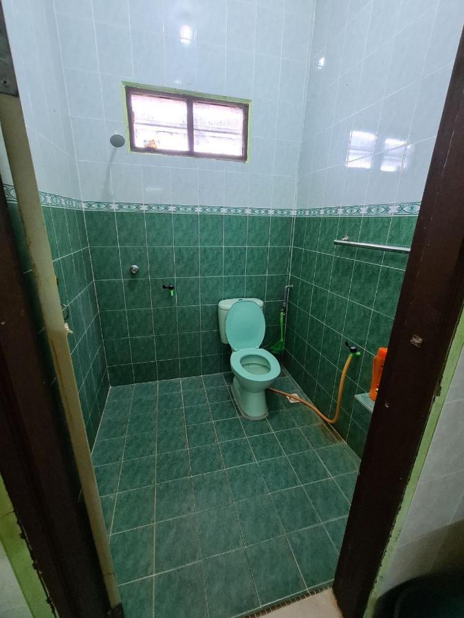 Penginapan Harmoni Inn Kuala Terengganu Bagian luar foto