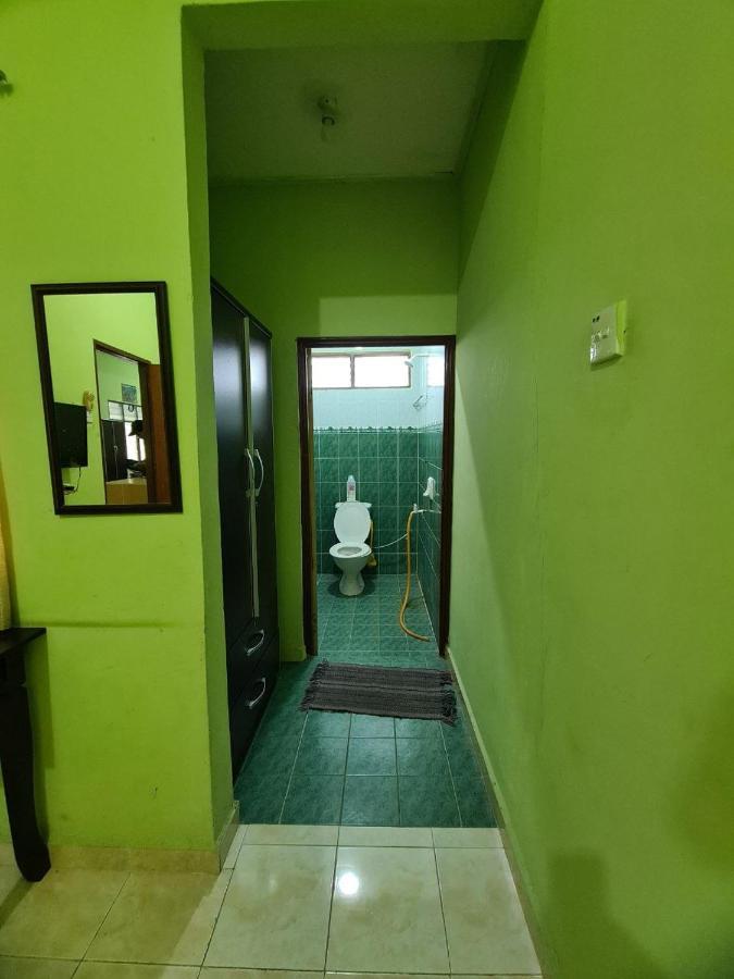 Penginapan Harmoni Inn Kuala Terengganu Bagian luar foto