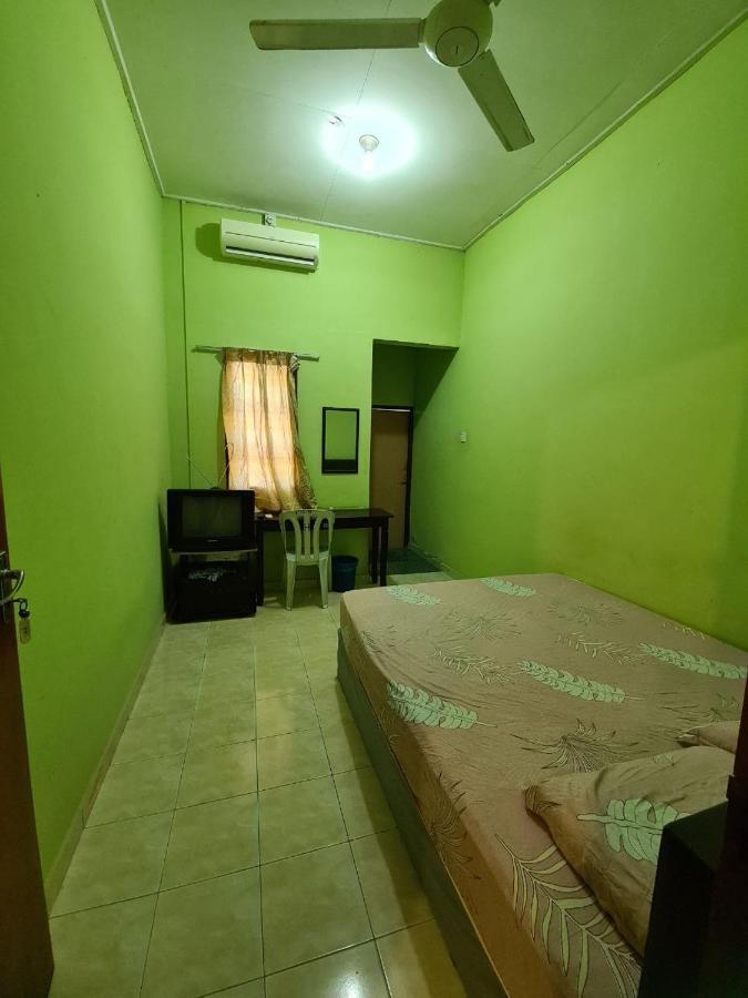 Penginapan Harmoni Inn Kuala Terengganu Bagian luar foto